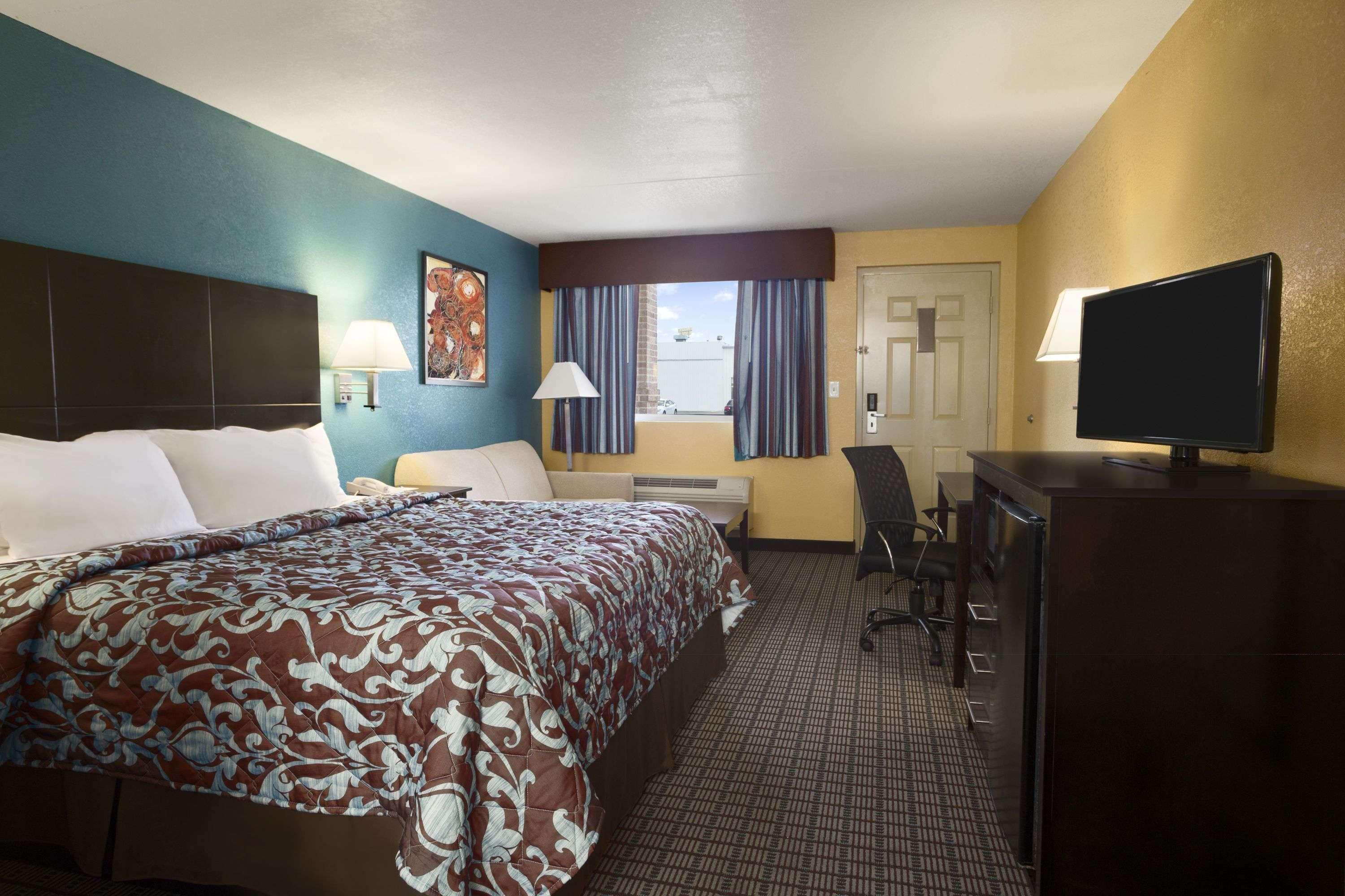 Days Inn By Wyndham Conway Exteriör bild